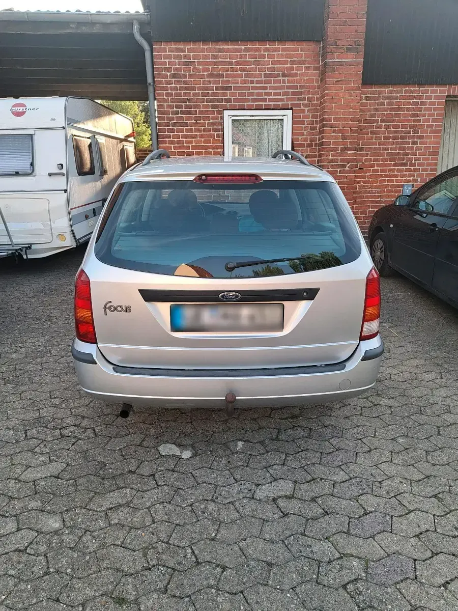 Gebraucht Ford Focus 116 PS (85 kW) 2006 Silber Kombi