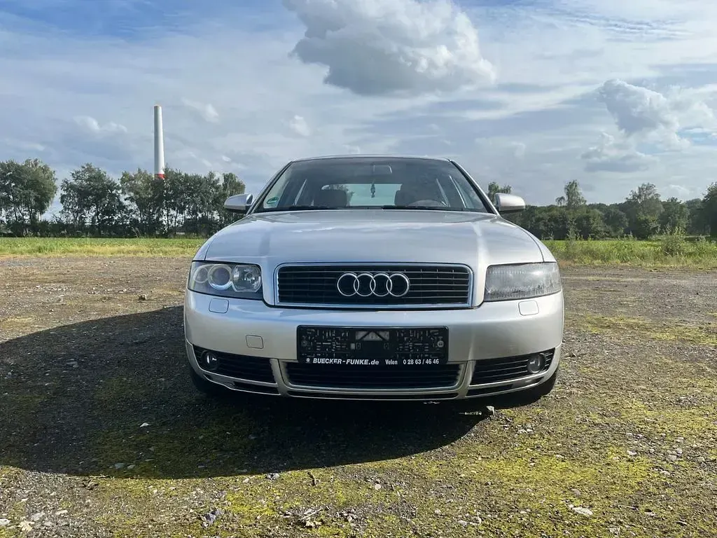Gebraucht Audi A4 163 PS (119 kW) 2004 Silber Limousine