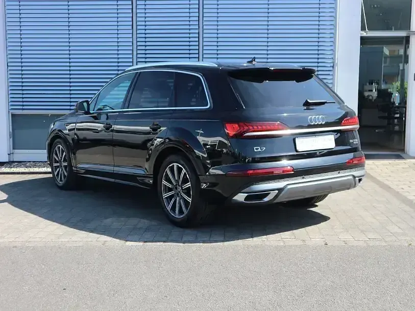 Gebraucht Audi Q7 S-Line 340 PS (250 kW) 2022 Mythosschwarz metallic SUV