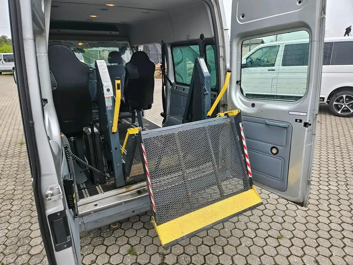 Gebraucht Ford Transit 85 PS (62 kW) 2011 Silber Van / Kleinbus