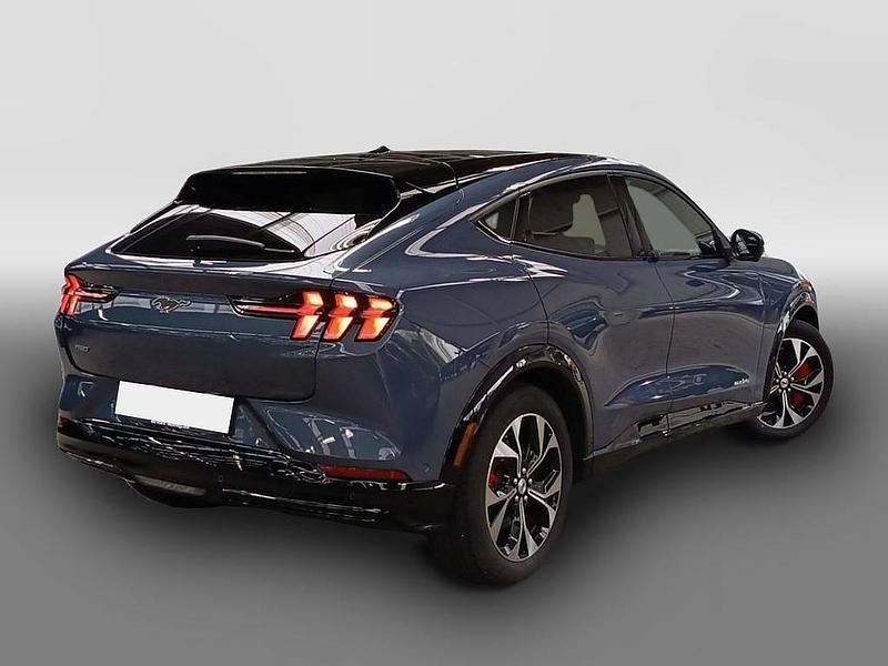 Gebraucht Ford Mustang Mach-E 197 kW (269 PS) 2021 Blau SUV
