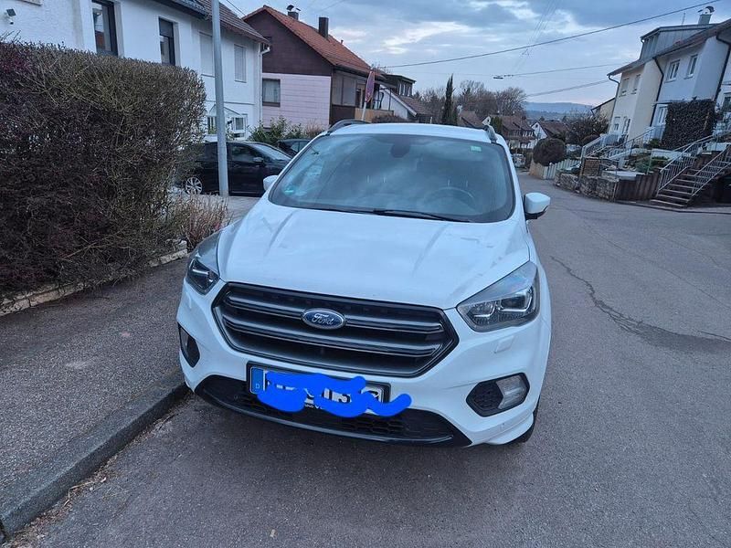 Gebraucht Ford Kuga ST-Line 150 PS (110 kW) 2017 Weiß SUV