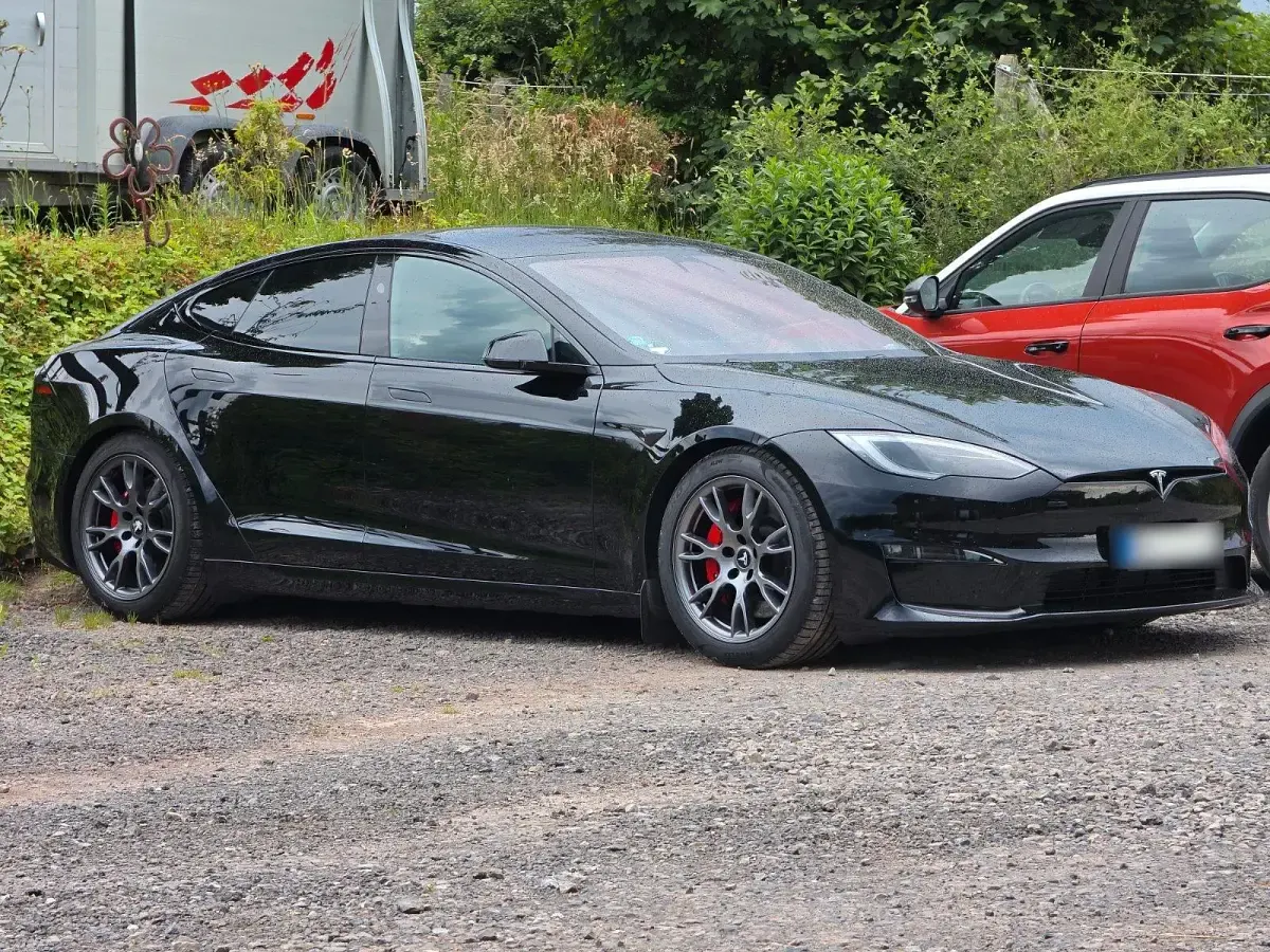 Gebraucht Tesla Model S Plaid 750 kW (1020 PS) 2023 Schwarz Kleinwagen
