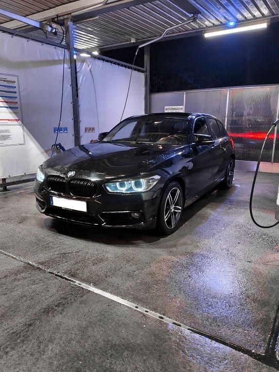 Gebraucht BMW 116 Efficient Dynamics 116 PS (85 kW) 2015 Schwarz Kleinwagen