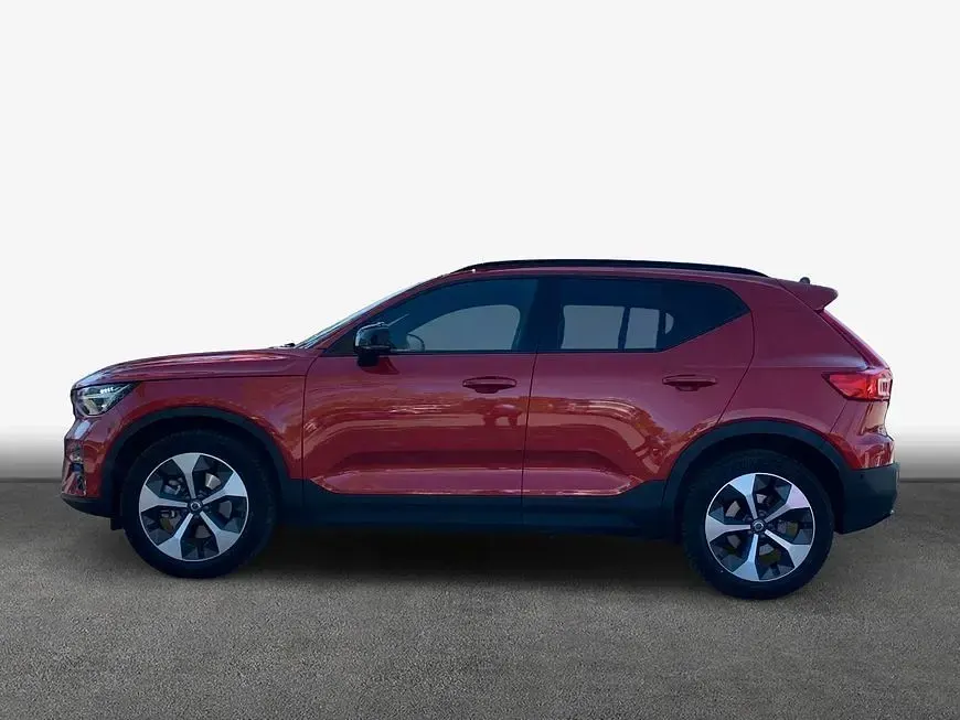Gebraucht Volvo XC40 Plus 163 PS (119 kW) 2025 Rot SUV