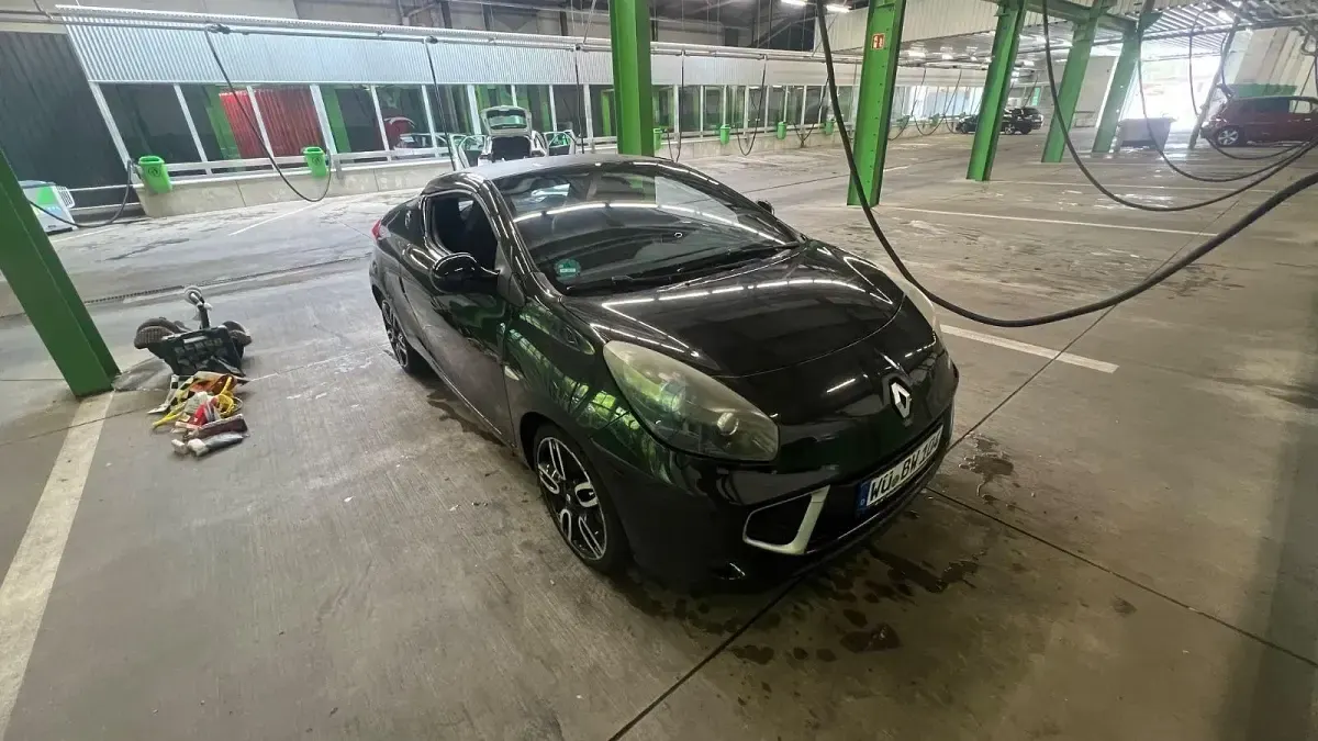 Gebraucht Renault Wind Dynamique 102 PS (75 kW) 2011 Schwarz Cabrio