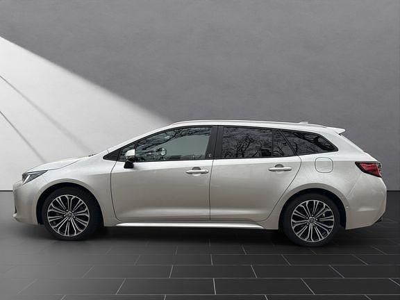 Gebraucht Toyota Corolla Team 184 PS (135 kW) 2022 Cosmicsilber metallic Limousine