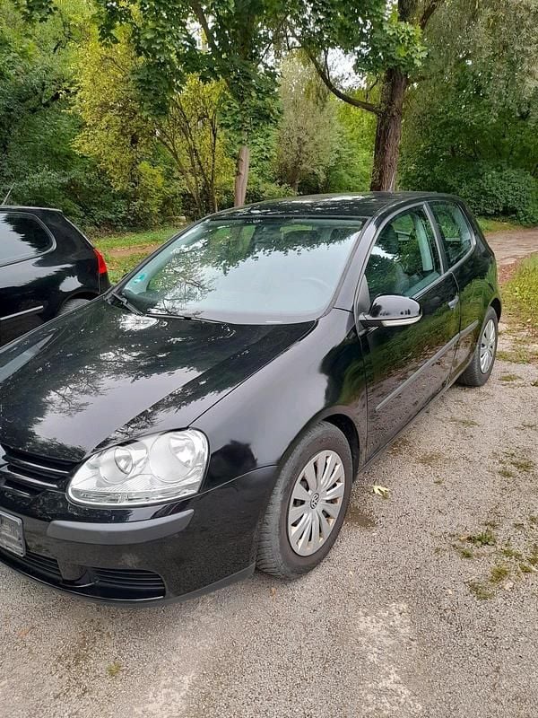 Schwarz Gebraucht 2006 VW Golf V Kleinwagen | 1.650 € (Superpreis) - Bild 1/4
