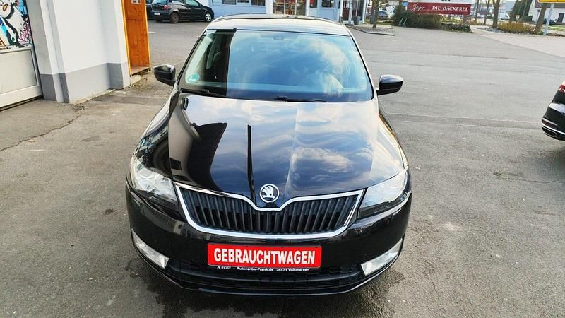 Gebraucht Skoda Rapid 122 PS (89 kW) 2015 Schwarzmagic perleffekt Kleinwagen