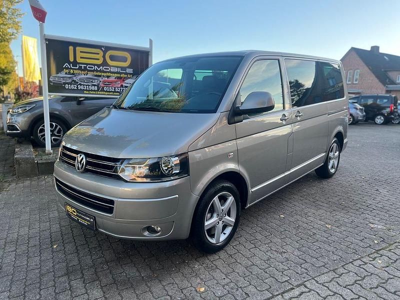 Gebraucht VW Multivan Highline 179 PS (131 kW) 2011 Beige Van