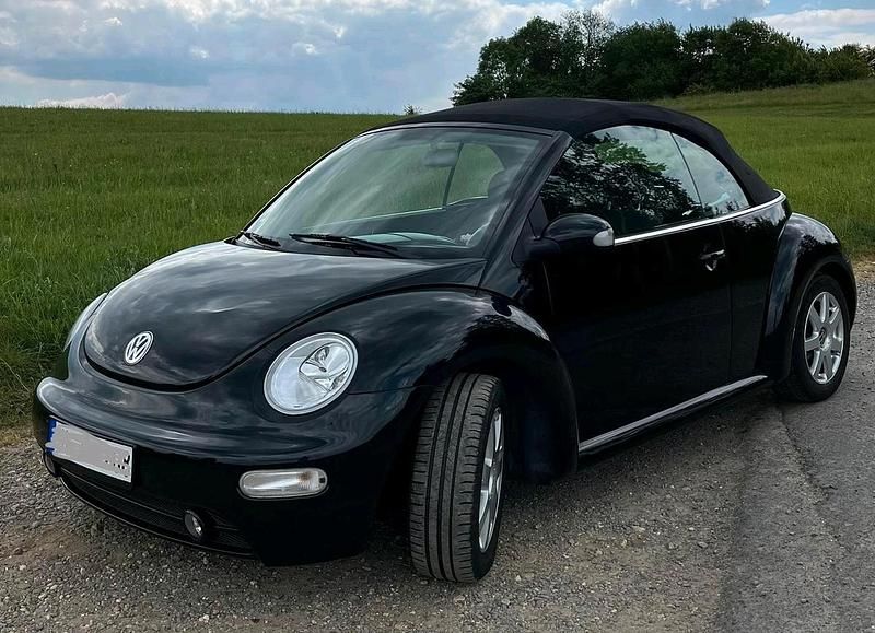 Schwarz Gebraucht 2003 VW Beetle Cabrio | 2.300 € (Etwas zu teuer) - Bild 1/4