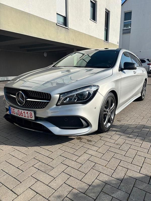 Gebraucht Mercedes CLA200 156 PS (114 kW) 2017 Silber Kombi