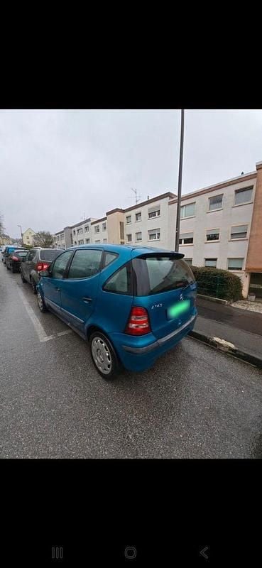 Gebraucht Mercedes A140 Elegance 82 PS (60 kW) 2001 Blau Kleinwagen