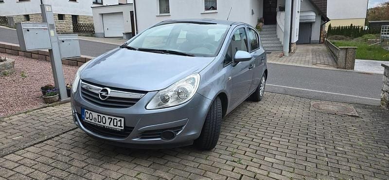 Second-hand Opel Corsa Edition 60 CP (44 kW) 2009 Argintiu Hatchback