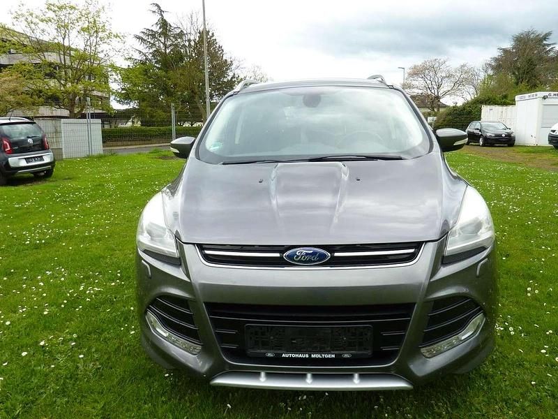 Gebraucht Ford Kuga Individual 140 PS (102 kW) 2014 Magneta grau metallic SUV