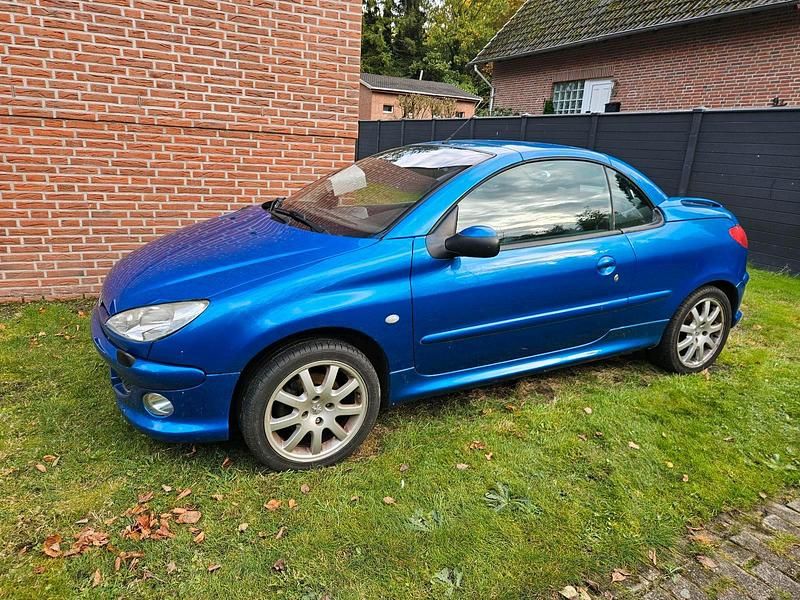 Blau Gebraucht 2004 Peugeot 206 CC Cabrio | 1.100 € (Superpreis) - Bild 1/4