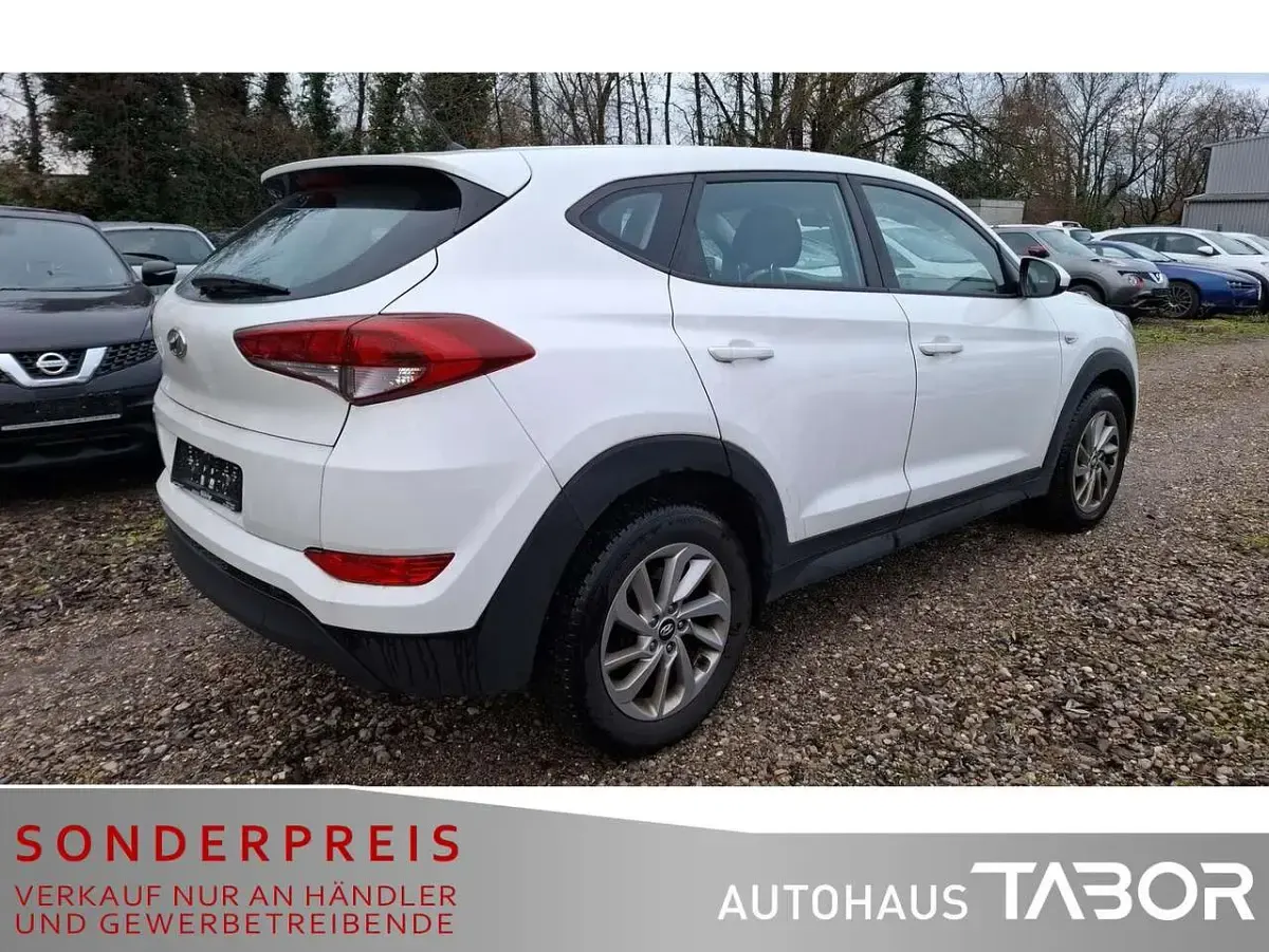 Gebraucht Hyundai Tucson GO! 177 PS (130 kW) 2017 Polar white / sol SUV