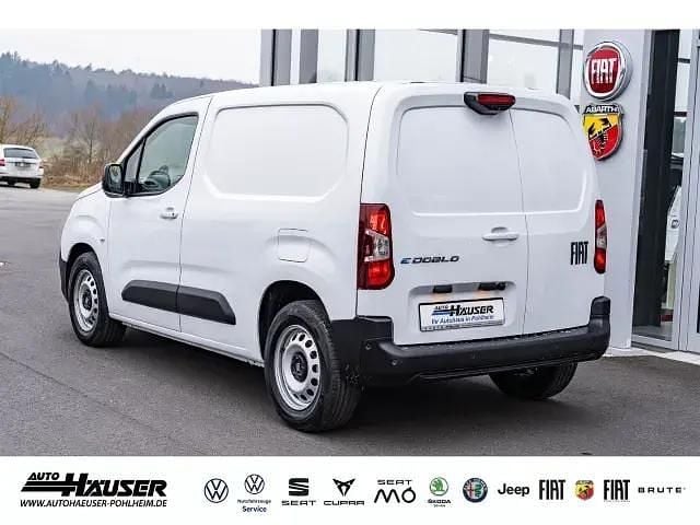 Neu Fiat e-Doblò S 100 kW (136 PS) 2025 Weiss Van / Kleinbus