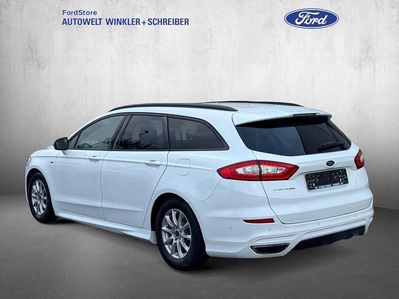 Używany Ford Mondeo S 203 KM (149 kW) 2017 Biały Sedan/Limuzyna