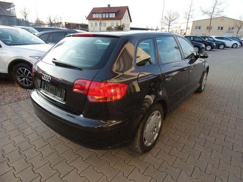 Używany Audi A3 Ambition 140 KM (102 kW) 2004 Szary Hatchback