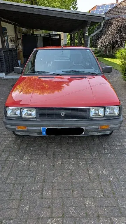 Gebraucht Renault R11 60 PS (44 kW) 1983 Rot Kleinwagen