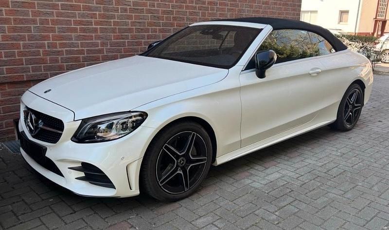 Weiß Gebraucht 2021 Mercedes C300 AMG Cabrio | 40.000 € (Guter Preis) - Bild 1/4