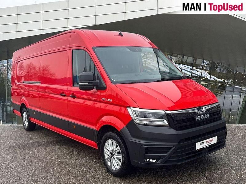 Gebraucht MAN TGE 177 PS (130 kW) 2022 Rot Van