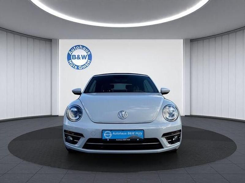 Gebraucht VW Beetle Allstar 150 PS (110 kW) 2017 Weiß Kleinwagen