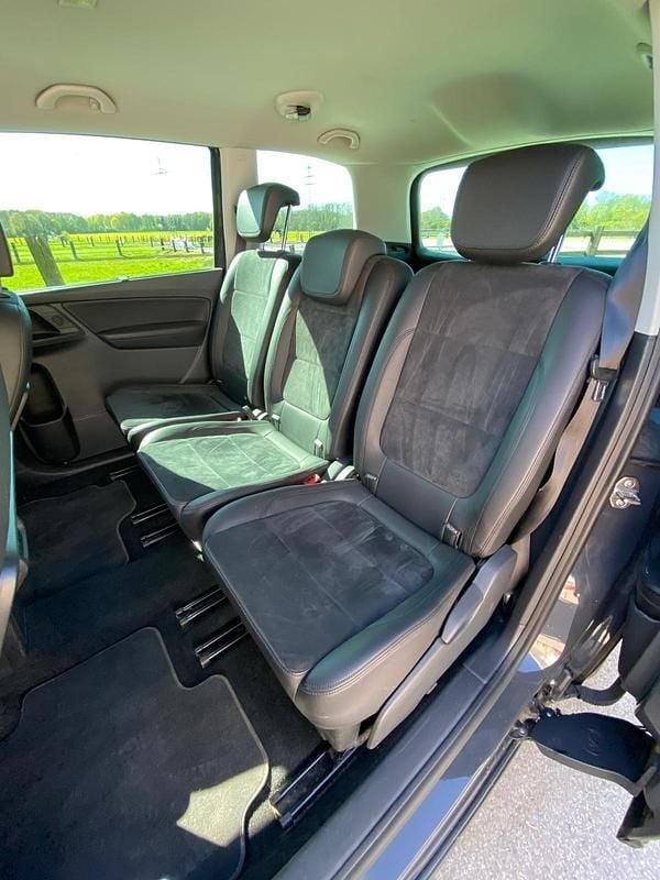 Gebraucht VW Sharan 150 PS (110 kW) 2018 Andere farben Van / Kleinbus