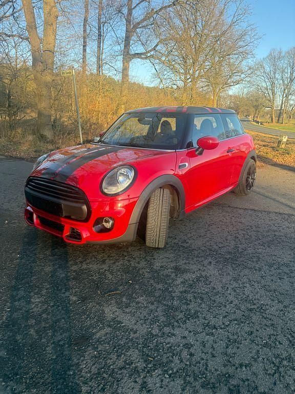 Gebraucht Mini John Cooper Works 102 PS (75 kW) 2020 Rot Kleinwagen