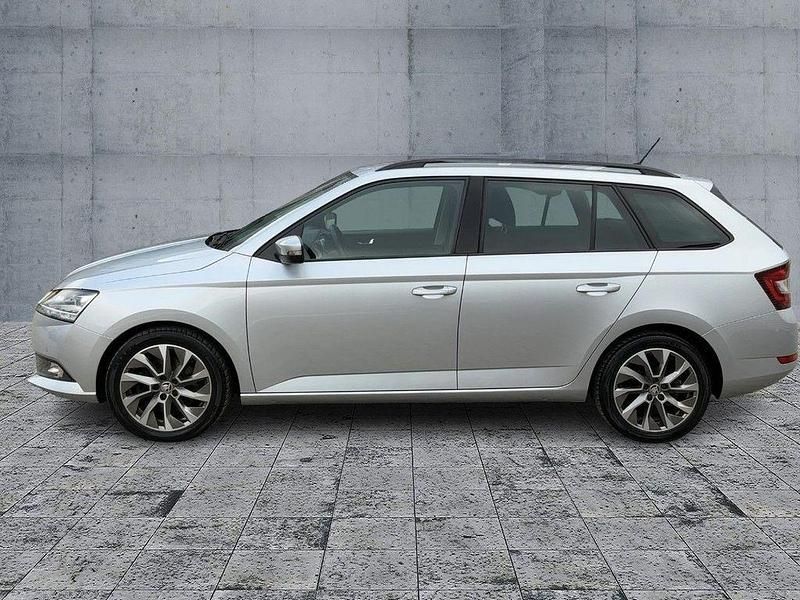 Gebraucht Skoda Fabia Ambition 95 PS (69 kW) 2021 Brilliantsilber metallic Kombi