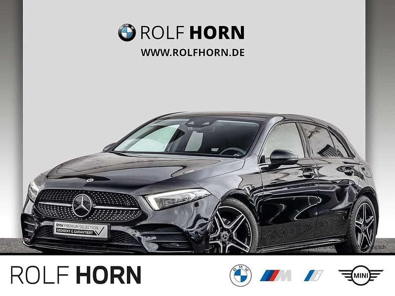 Kosmosschwarz metallic Gebraucht 2020 Mercedes A200 AMG Limousine | 25.520 € (Guter Preis) - Bild 1/4