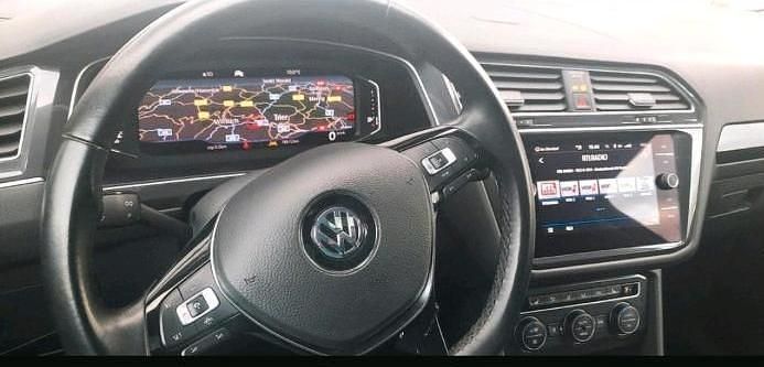 Gebraucht VW Tiguan Allspace 150 PS (110 kW) 2020 Schwarz SUV