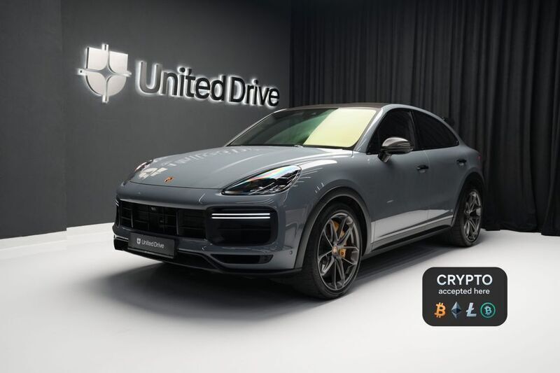 Silber Gebraucht 2022 Porsche Cayenne Turbo GT SUV | 159.000 € (Etwas zu teuer) - Bild 1/4