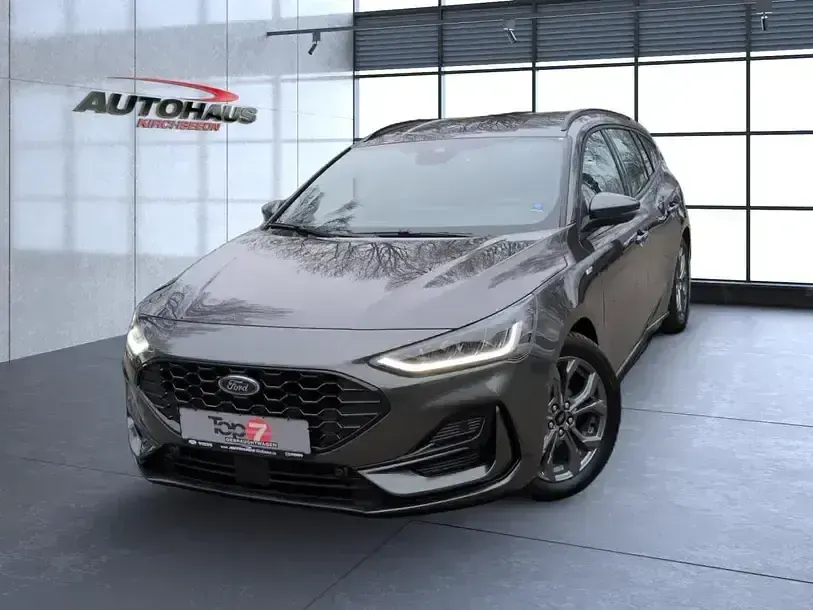 Używany Ford Focus ST-Line 155 KM (114 kW) 2024 Szary Kombi