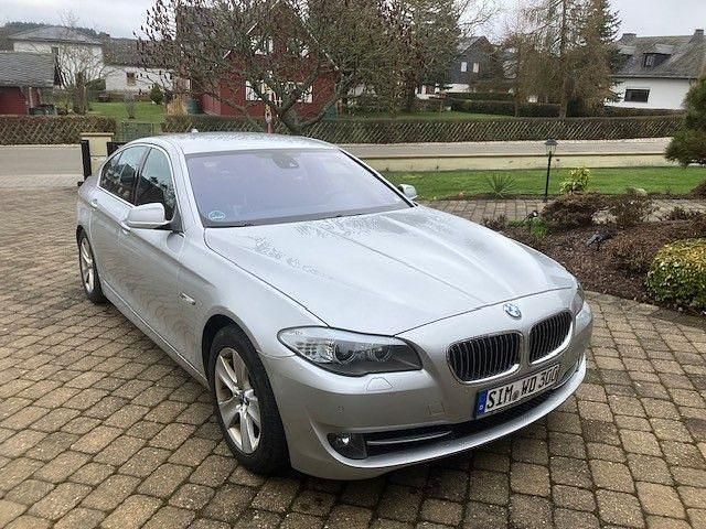 Gebraucht BMW 535 313 PS (230 kW) 2011 Silber Limousine