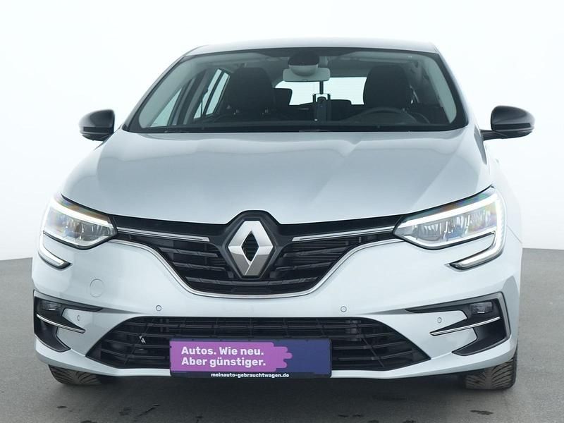 Gebraucht Renault Mégane IV Equilibre 116 PS (85 kW) 2024 Silber Limousine