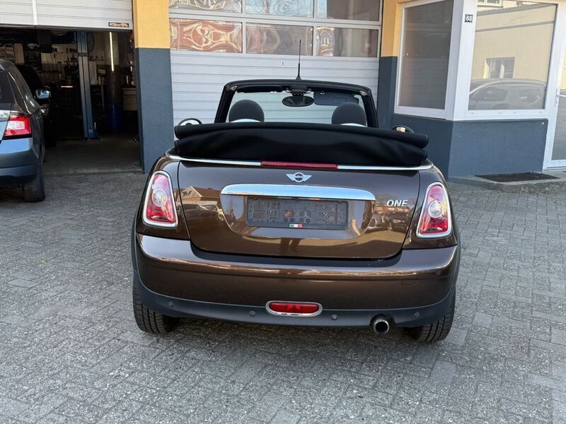 Gebraucht Mini One Cabriolet 98 PS (72 kW) 2010 Braun Cabrio