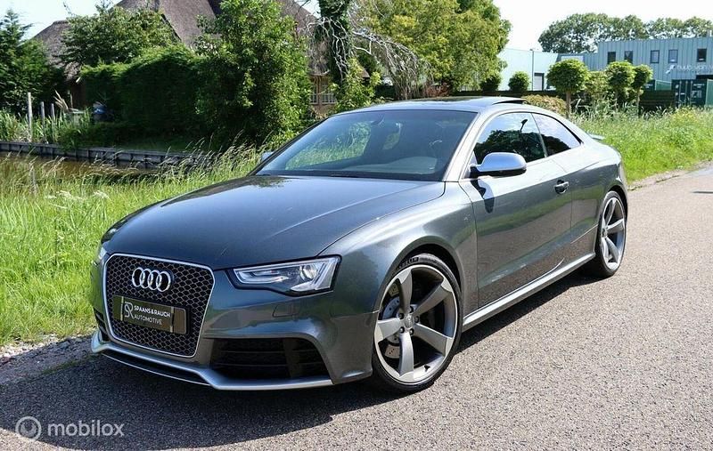 Grau Gebraucht 2013 Audi RS5 Sport | 41.500 € (Fairer Preis) - Bild 1/4