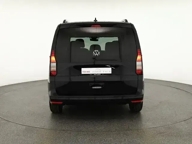 Gebraucht VW Caddy Life 122 PS (89 kW) 2021 Schwarz Van / Kleinbus