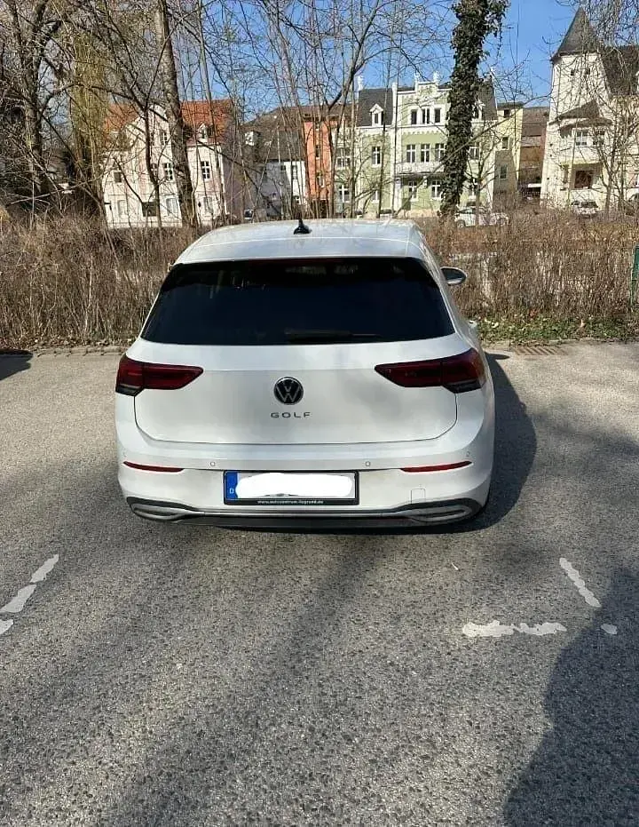 Second-hand VW Golf VII Style 150 CP (110 kW) 2020 Alb Hatchback
