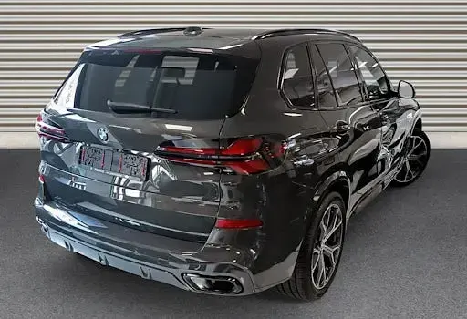 Gebraucht BMW X5 Comfort Edition 352 PS (258 kW) 2024 Silber SUV