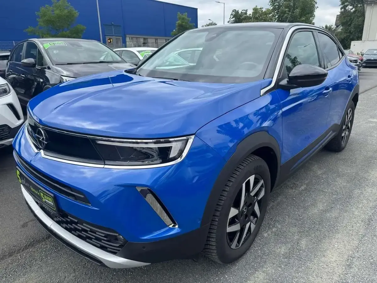 Gebraucht Opel Mokka Elegance 131 PS (96 kW) 2023 Perl blau/voltaik blau SUV