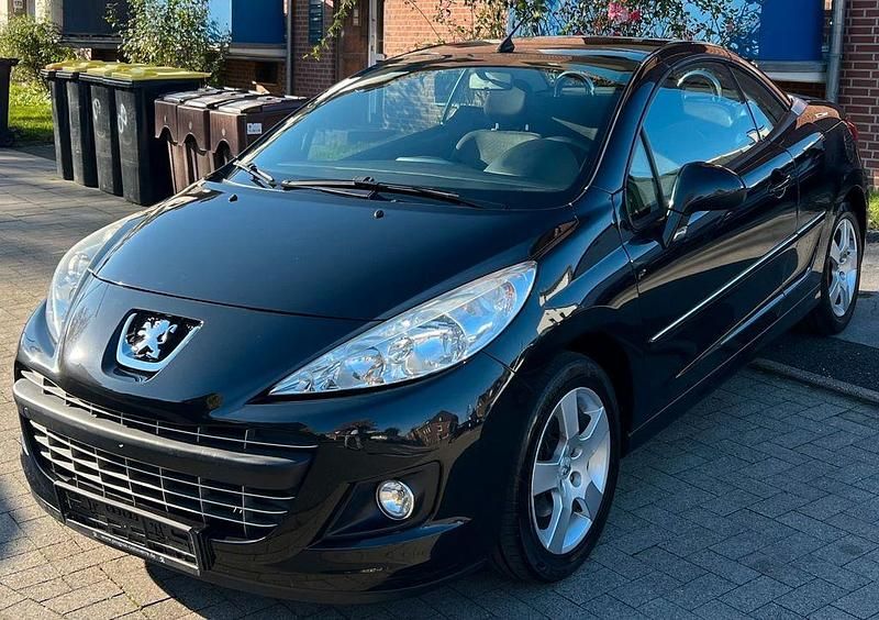 Gebraucht Peugeot 207 CC Premium 120 PS (88 kW) 2011 Schwarz Cabrio