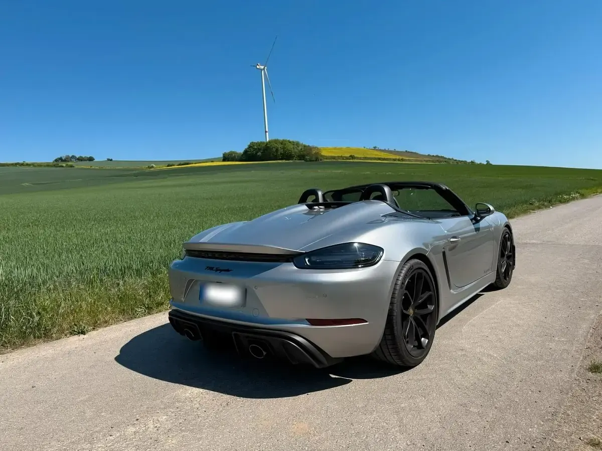 Gebraucht Porsche 718 Spyder 420 PS (308 kW) 2020 Silber Cabrio