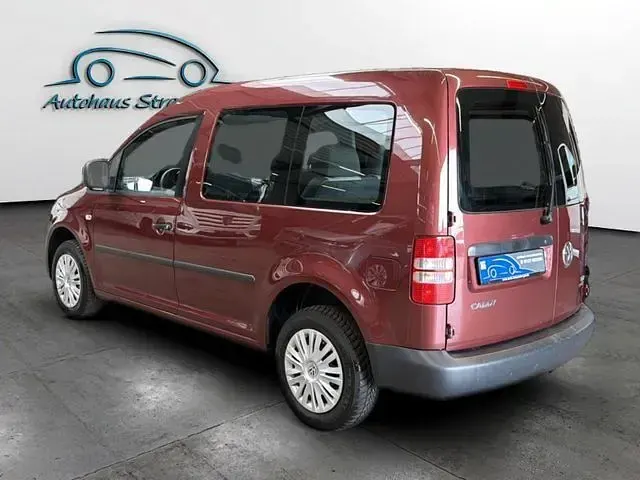 Gebraucht VW Caddy 102 PS (75 kW) 2013 Rotkeine angabe Van / Kleinbus