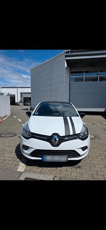 Gebraucht Renault Clio IV 75 PS (55 kW) 2018 Weiß Kleinwagen