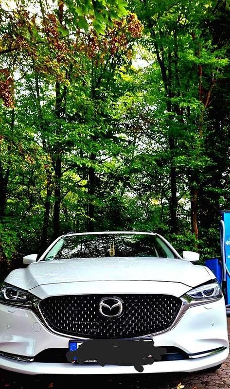 Weiß Gebraucht 2019 Mazda 6 Exclusive-Line Kombi | 19.990 € (Fairer Preis) - Bild 1/4