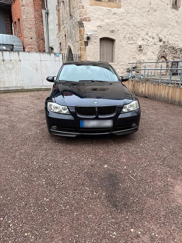 Gebraucht BMW 325 218 PS (160 kW) 2005 Blau Limousine