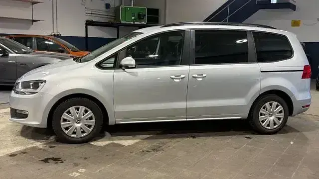 Gebraucht VW Sharan Trendline 150 PS (110 kW) 2010 Silber Van / Kleinbus
